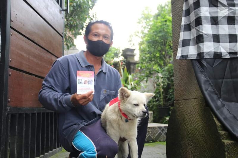 Vaksinasi terhadap hewan penular rabies (HPR) di Kabupaten Buleleng sudah mencapai 100%.