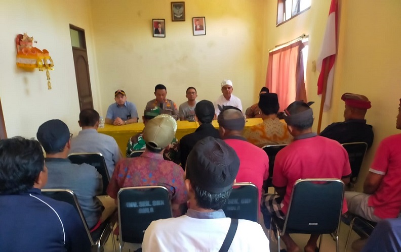 Suasana rapat koordinasi lintas agama dan mediasi, Kamis (23/3/2023) di Kantor Polsek Gerokgak, Buleleng.