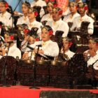 Sekaa Gong Banjar Belaluan Sadmerta saat tampil di Panggung Terbuka Ardha Candra, Taman Budaya, Selasa (11/7/2023) malam. (ist)