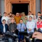 Menko Hiltrans/ Menteri ESDM Bahlil Lahadalia saat memberi keterangan di Fuel Terminal (FT) Sanggaran, Denpasar, Senin (19/10/2026).